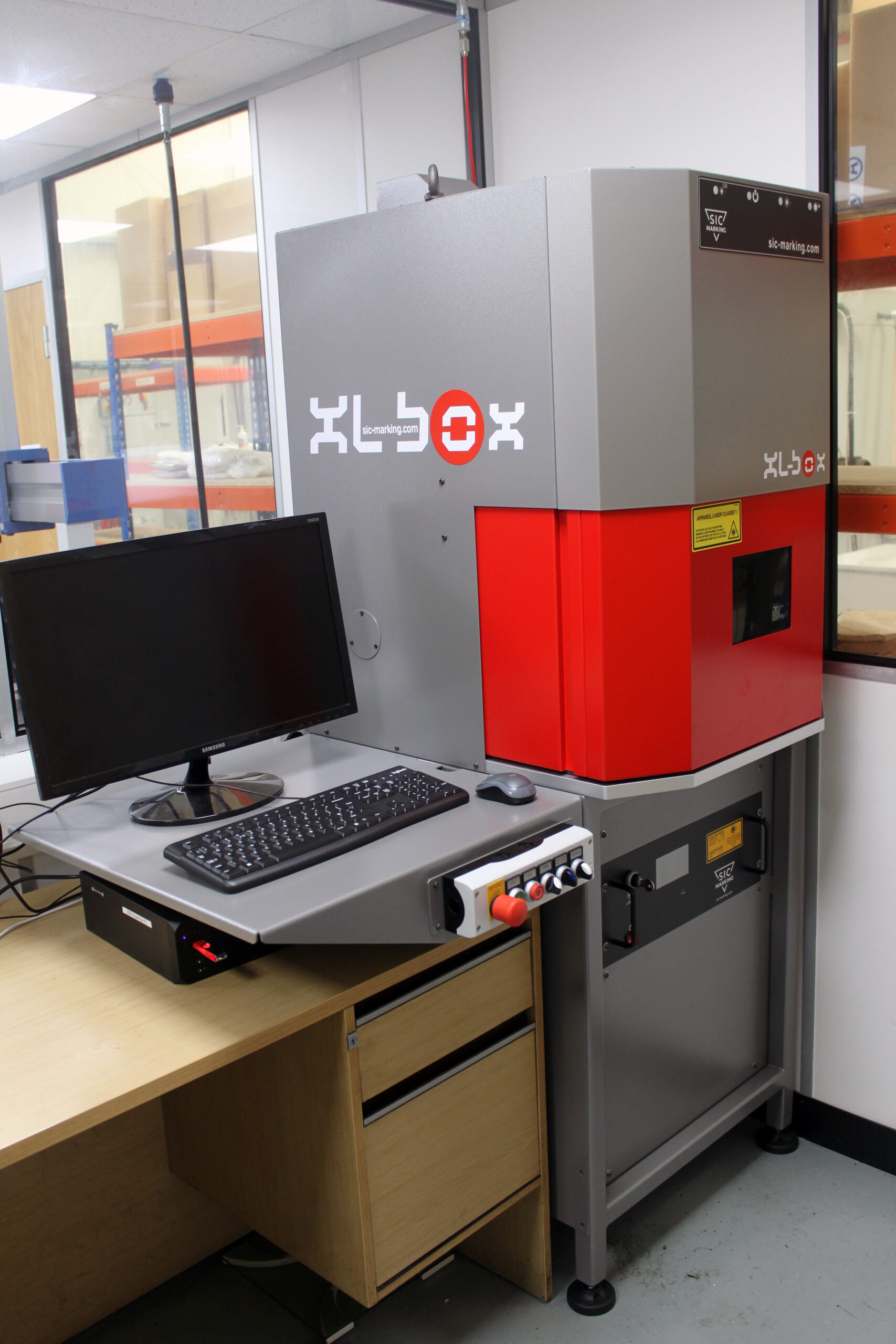 Laser Station XL-BOX 001 Laser Station XL-BOX 001